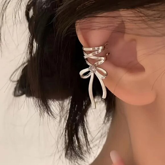 Boutique Jewelry - Women's Brand New Set Silver Wrapped Bow Ear Cuff with Pink Crystal Accent Stone